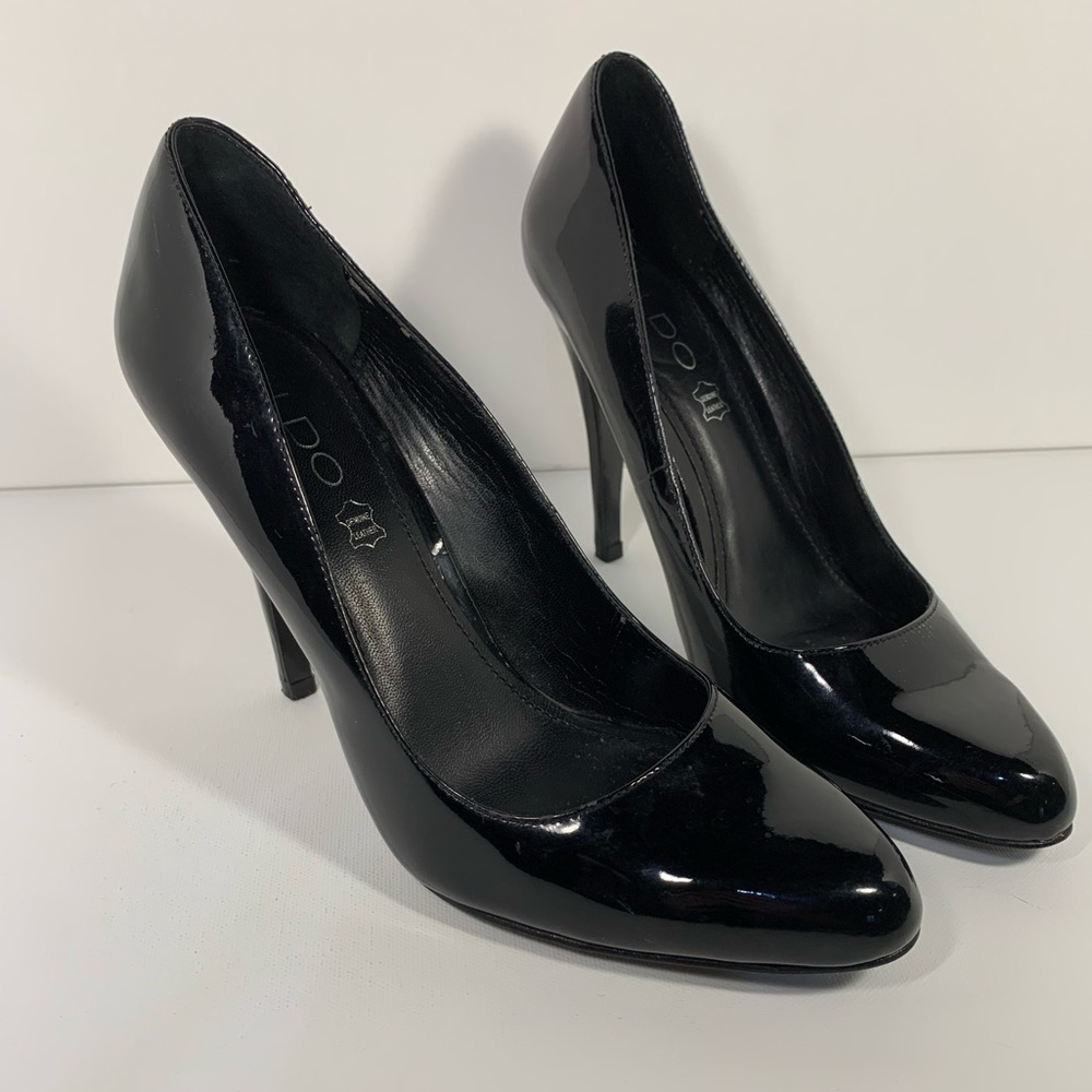 Aldo black shiny/reflective heels, genuine leather!